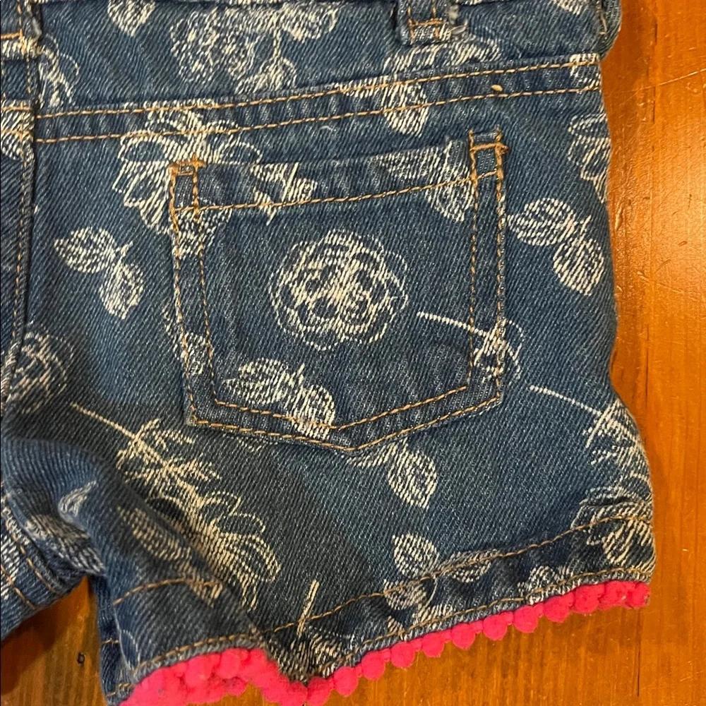 Girls Floral Print Denim Short Overalls W/Pink Trim i Bow Accents 18 Months EUC